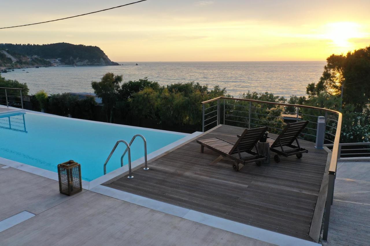 Capro - Milos Bay Villas Áyios Nikítas Exterior foto