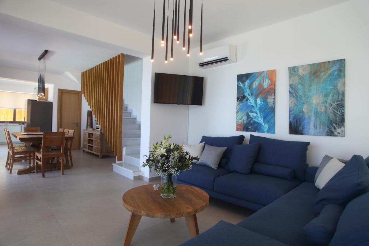 Capro - Milos Bay Villas Áyios Nikítas Exterior foto